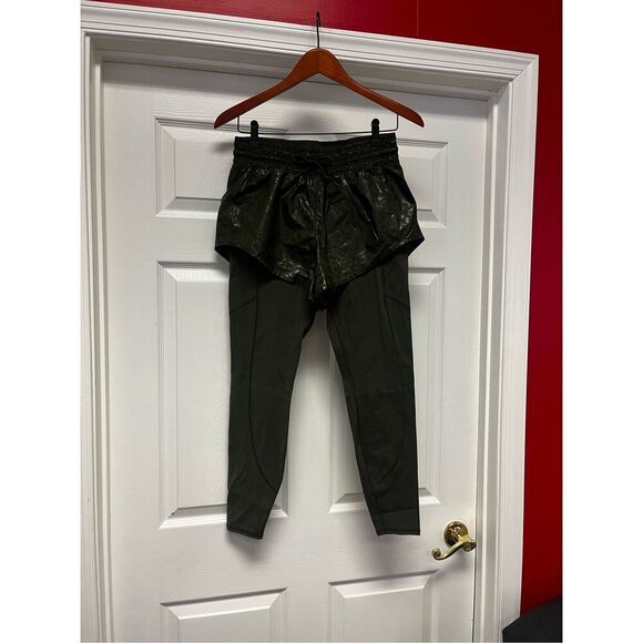 Athleta Rainier 2 In 1 Tight Athletic Legging Short Combo sz S EUC Dark Green - Picture 2 of 11
